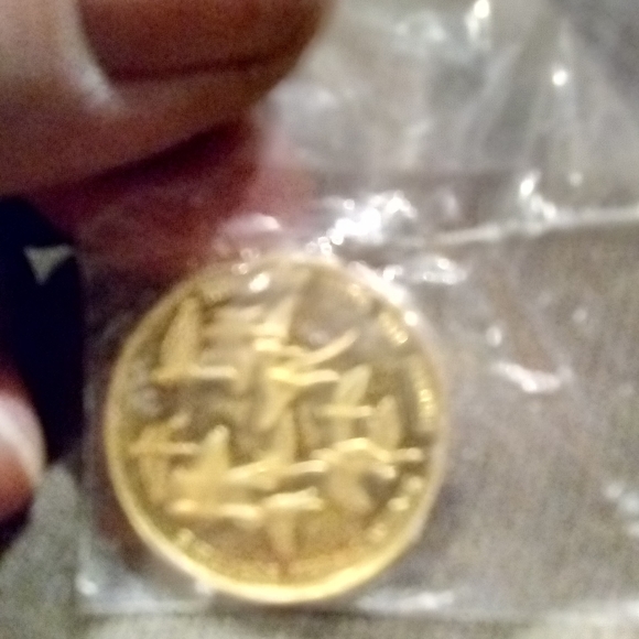24 KT gold 1976 Olympic Games coin - Picture 2 of 2